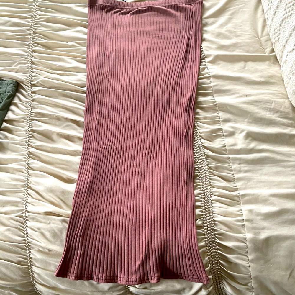 Ribbed midi skirt size 10 but fits like an 8